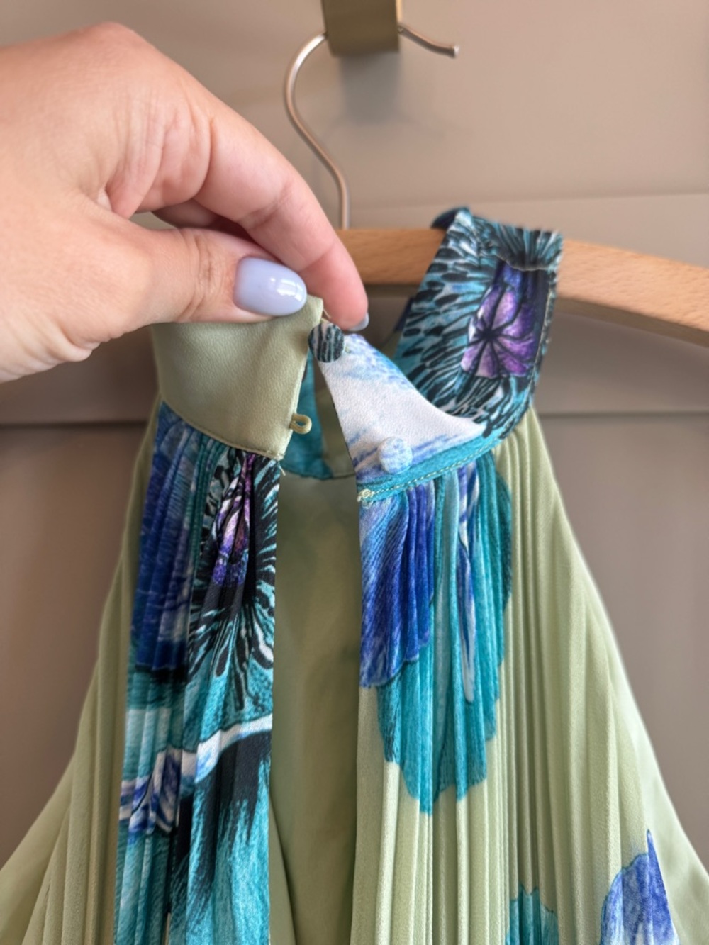 BHLDN Rosie Mock-Neck Pleated Chiffon Maxi Dress Anthropologie Summer Wedding ✅ - Picture 3 of 8